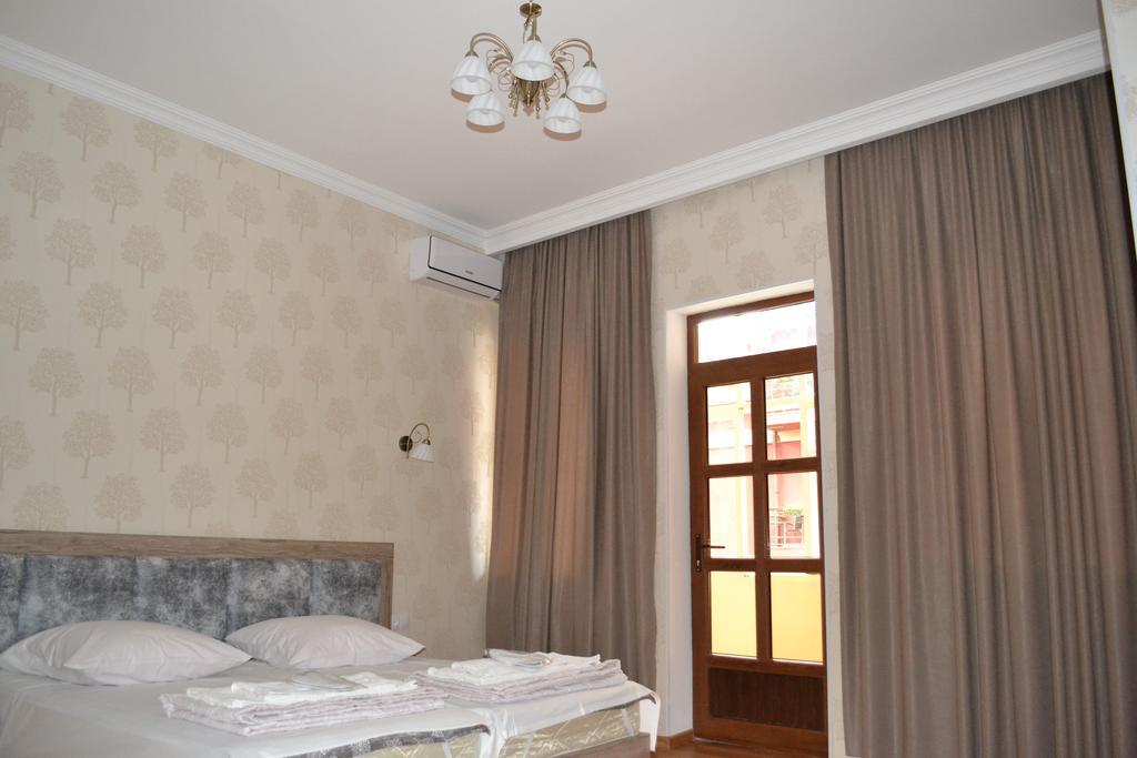 Guest House Rafael Tbilisi Exterior foto