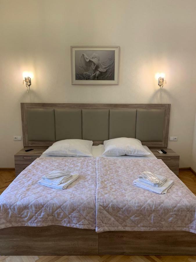 Guest House Rafael Tbilisi Exterior foto